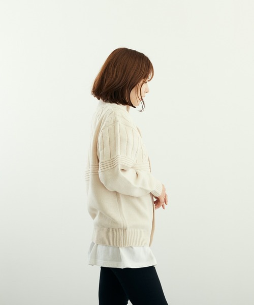 VIBGYOR（ヴィブジョー）の「A/Tケーブル切替H/N釦カーデ(BL)（カーディガン/ボレロ・メンズ・ベージュ/ブラック/ブルーグレー/チャコールグレー・LARGE/MEDIUM）」の21枚目の写真