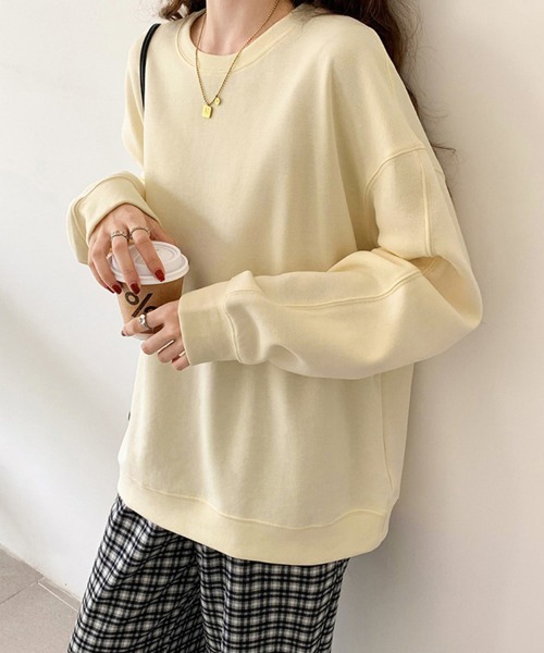 Doux Belle（ドゥーベル）の「ドロップショルダーゆるスウェット（スウェット・レディース・ホワイト/パープル/グレー/ベージュ/ブルー/グリーン・MEDIUM/LARGE）」の4枚目の写真