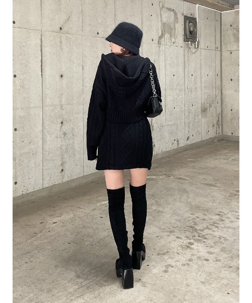 ENVYM（アンビー）の「ケーブルショートロゴＰＫ（パーカー・レディース・ブラウン/ブラック・FREE）」の21枚目の写真