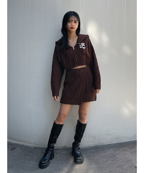 ENVYM（アンビー）の「ケーブルショートロゴＰＫ（パーカー・レディース・ブラウン/ブラック・FREE）」の5枚目の写真