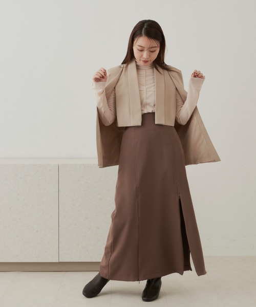 VANNIE U（ヴァニーユー）の「ケープジャケット（ノーカラージャケット・レディース・ベージュ/ブラック・FREE）」の15枚目の写真