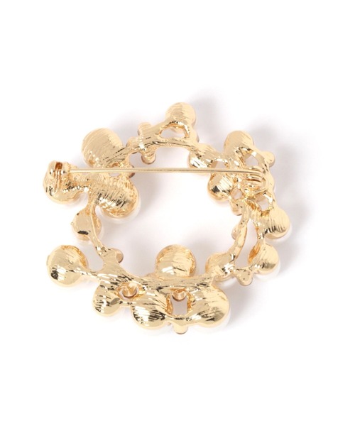 studio CLIP（スタディオクリップ）の「ラウンドパールブローチ《オケージョンライン》（ブローチ/コサージュ・レディース・ホワイト・FREE）」の2枚目の写真