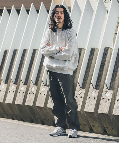 URBAN RESEARCH Sonny Label（アーバンリサーチサニーレーベル）の「スーパービッグ裏毛スウェットプルオーバー（スウェット・メンズ・ピンク/ブラック/ベージュ系その他/グレー/グリーン・LARGE/MEDIUM）」の12枚目の写真