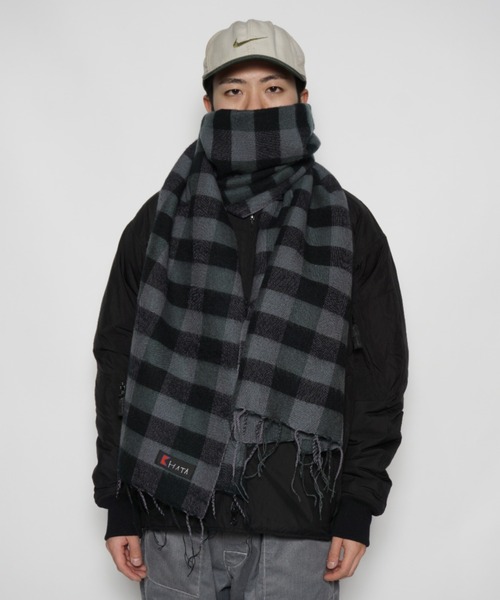 KHATA(カタ)の「【KHATA】PANEL STOLE(マフラー・メンズ・ピンク/ホワイト/ベージュ/イエロー/グレー/チャコールグレー/ブルー・FREE)」の3枚目の写真