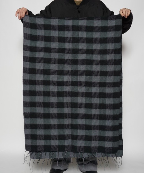 KHATA(カタ)の「【KHATA】PANEL STOLE(マフラー・メンズ・ピンク/ホワイト/ベージュ/イエロー/グレー/チャコールグレー/ブルー・FREE)」の20枚目の写真