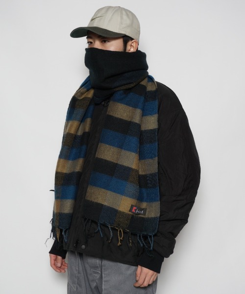 KHATA(カタ)の「【KHATA】PANEL STOLE(マフラー・メンズ・ピンク/ホワイト/ベージュ/イエロー/グレー/チャコールグレー/ブルー・FREE)」の21枚目の写真