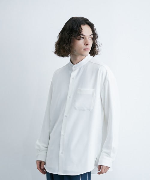 JUNRED(ジュンレッド)の「クレリックバンドカラーシャツ(シャツ/ブラウス・メンズ・ベージュ/ホワイト/サックスブルー・L/LL/M)」の2枚目の写真