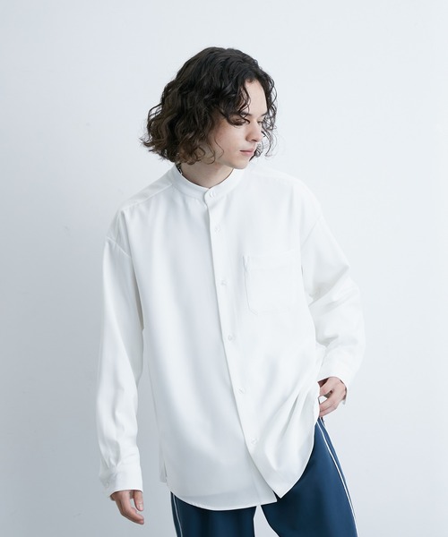 JUNRED(ジュンレッド)の「クレリックバンドカラーシャツ(シャツ/ブラウス・メンズ・ベージュ/ホワイト/サックスブルー・L/LL/M)」の4枚目の写真