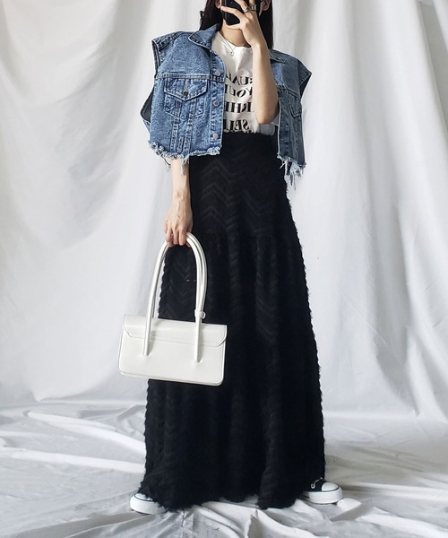 me+em select(ミームセレクト)の「※※【 選べる2素材 】ショートボクシーウォッシュダメージデニムベスト(ベスト・レディース・ブルー/ブラック/ホワイト/ダークブラック・FREE)」の14枚目の写真