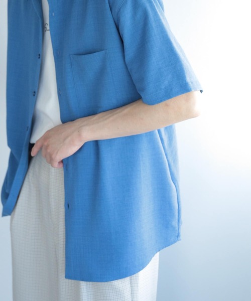 SENSE OF PLACE by URBAN RESEARCH(センスオブプレイスバイアーバンリサーチ)の「『セットアップ対応』『イージーケア』リネンライクレギュラーカラーシャツ(5分袖)(シャツ/ブラウス・メンズ・ロイヤルブルー/アイボリー/カーキ/チャコールグレー/ライトブルー・MEDIUM/LARGE)」の5枚目の写真
