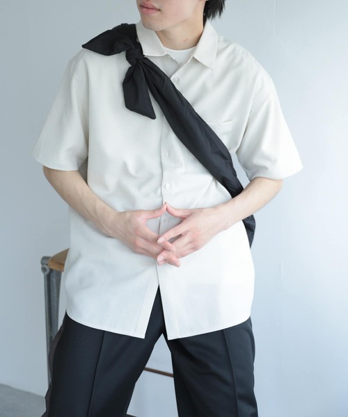 SENSE OF PLACE by URBAN RESEARCH(センスオブプレイスバイアーバンリサーチ)の「『セットアップ対応』『イージーケア』リネンライクレギュラーカラーシャツ(5分袖)(シャツ/ブラウス・メンズ・ロイヤルブルー/アイボリー/カーキ/チャコールグレー/ライトブルー・MEDIUM/LARGE)」の8枚目の写真