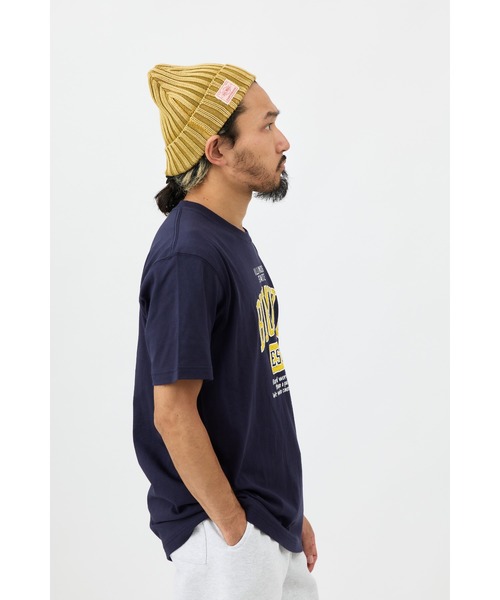 BIG MIKE(ビッグマイク)の「BIG MIKE ビッグマイク HANDWRITING COLLEGE SS TEE 手書きカレッジ 半袖プリント Tシャツ 102328400(Tシャツ/カットソー・メンズ・ネイビー/ホワイト×グリーン/ホワイト×ブルー/オリーブ・MEDIUM/LARGE/X-LARGE)」の4枚目の写真