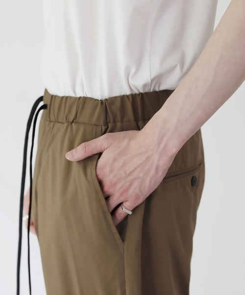 THE CASUAL(カジュアル)の「接触冷感織ポリストレッチアンクルパンツ(その他パンツ・メンズ・ベージュ/ネイビー/ブラック/グレー・M/L/XL)」の21枚目の写真