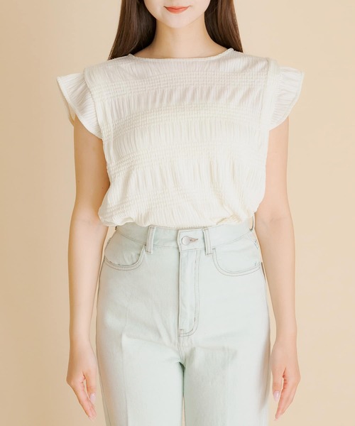 HEYUMM(ヘユム)の「シャーリングカットトップ(シャツ/ブラウス・レディース・アイボリー/ブラック/ベージュ・ONE)」の19枚目の写真