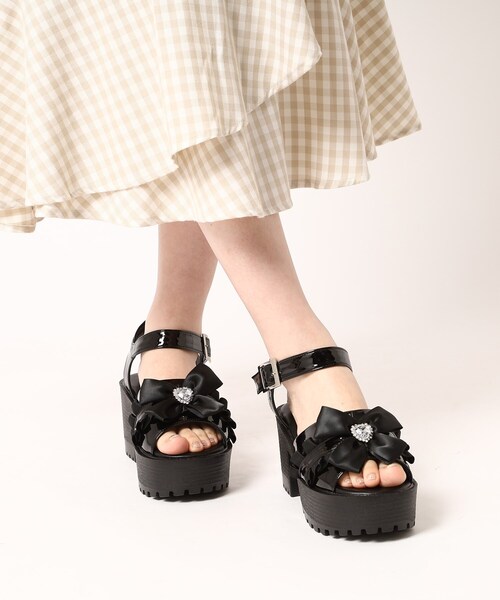 cs T&P(シーエスティーアンドピー)の「厚底ストーン付きリボンサンダル(サンダル・レディース・ホワイト系2/ブラック系1/パープル系2・LL/S/M/L)」の3枚目の写真