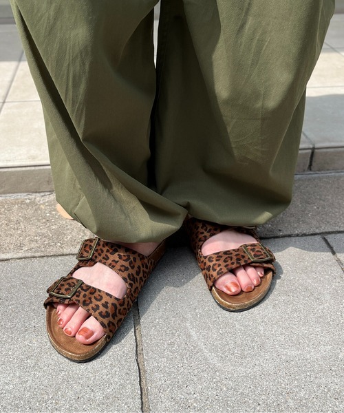 CPCM(シーピーシーエム)の「【レディースサイズ】ふわふわソールベルトサンダル(サンダル・レディース・ブラック/キャメル/ベージュ・SMALL/MEDIUM/LARGE)」の3枚目の写真