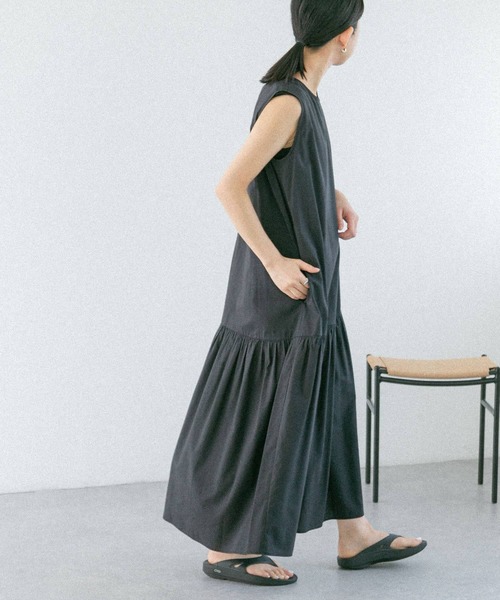 FORK&SPOON（フォークアンドスプーン）の「FORK&SPOON　ローギャザースイッチワンピース（ワンピース・レディース・モカ/ブルー/ブラック・1/2）」の17枚目の写真