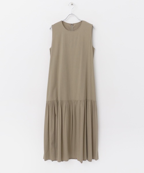 FORK&SPOON（フォークアンドスプーン）の「FORK&SPOON　ローギャザースイッチワンピース（ワンピース・レディース・モカ/ブルー/ブラック・1/2）」の22枚目の写真