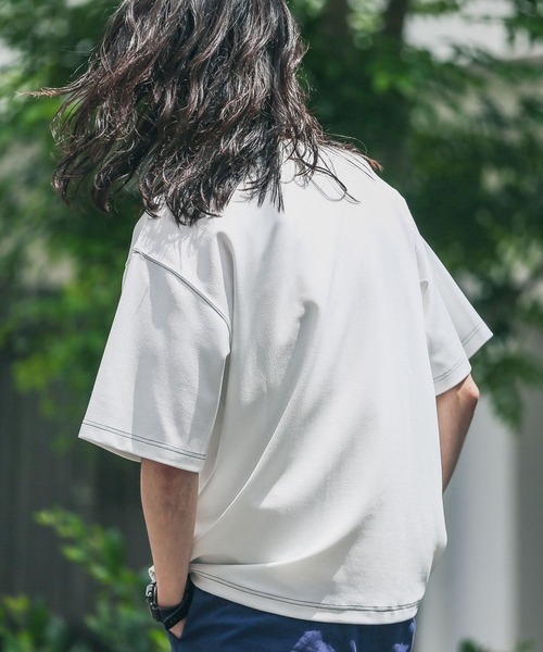 URBAN RESEARCH Sonny Label（アーバンリサーチサニーレーベル）の「ジョーゼット配色ステッチTシャツ（Tシャツ/カットソー・メンズ・グリーン/オフホワイト/チャコールグレー/キャメル・LARGE/MEDIUM）」の15枚目の写真