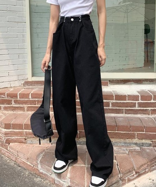 Achic（アシック）の「ハイウエストワイドデニムパンツ（デニムパンツ・レディース・ホワイト/ブラック/サックスブルー/グリーン/ブルー/ピンク/パープル系1/ミント/ライトオレンジ系・S/M/L）」の16枚目の写真