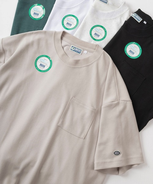 DISCUS(ディスカス)の「【DISCUS/ディスカス】ワンポイントワッペン&ピスネームデザイン ビッグシルエット半袖Tシャツ/COOLMAX(Tシャツ/カットソー・メンズ・ブラック/グレイッシュベージュ/オートミール/ホワイト/ライトグリーン・M/L/XL)」の5枚目の写真