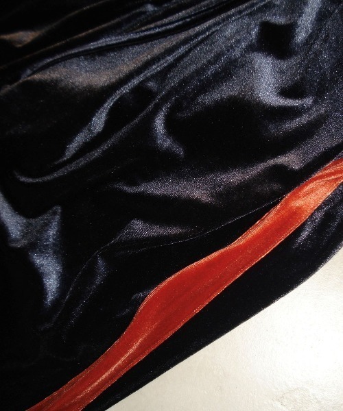 Solace(ソレイス)の「配色ラインベロアパンツ(その他パンツ・レディース・ネイビー/ブラック・FREE)」の16枚目の写真