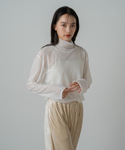 earthy(アーシー)の「リサイクルチュールタートル(Tシャツ/カットソー・レディース・オフホワイト/ブラウン/ベージュ/ブラック・FREE)」の2枚目の写真