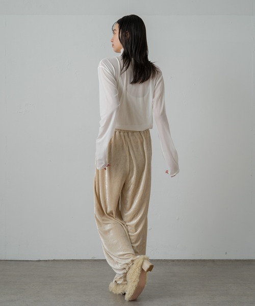 earthy(アーシー)の「リサイクルチュールタートル(Tシャツ/カットソー・レディース・オフホワイト/ブラウン/ベージュ/ブラック・FREE)」の12枚目の写真