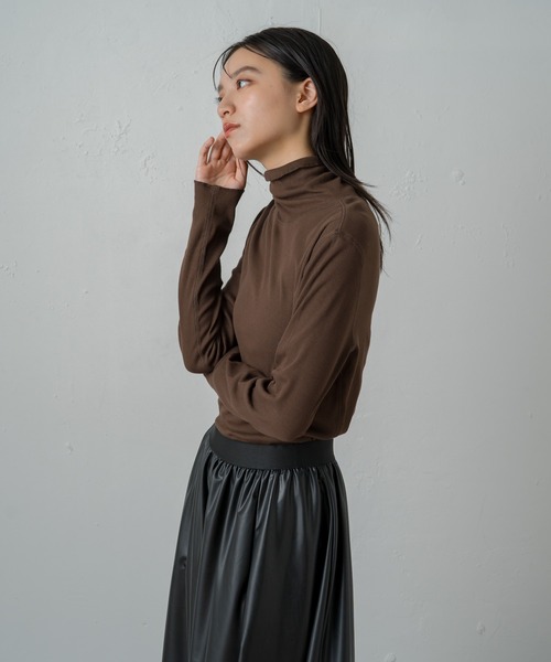 earthy(アーシー)の「リサイクルチュールタートル(Tシャツ/カットソー・レディース・オフホワイト/ブラウン/ベージュ/ブラック・FREE)」の18枚目の写真