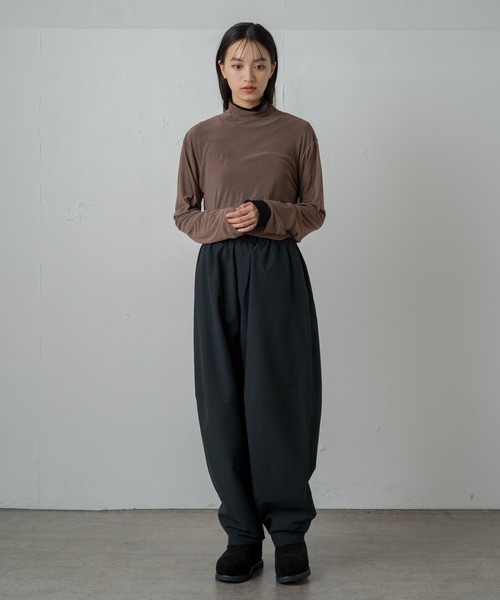 earthy(アーシー)の「リサイクルチュールタートル(Tシャツ/カットソー・レディース・オフホワイト/ブラウン/ベージュ/ブラック・FREE)」の21枚目の写真