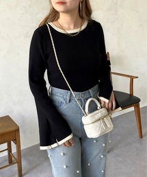 スリット入りバイカラーフレアスリーブニット