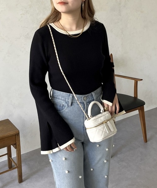 prose verse(プロズヴェール)の「スリット入りバイカラーフレアスリーブニット(ニット/セーター・レディース・ブラック/ネイビー/チャコール/アイボリー・フリ-)」の17枚目の写真