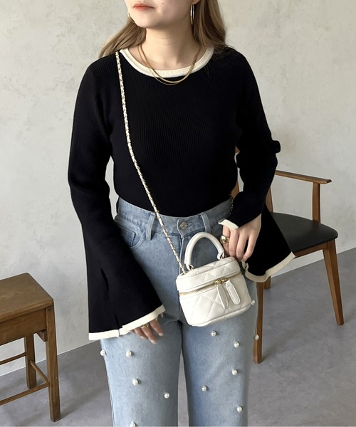 prose verse(プロズヴェール)の「スリット入りバイカラーフレアスリーブニット(ニット/セーター・レディース・ブラック/ネイビー/チャコール/アイボリー・フリ-)」の18枚目の写真