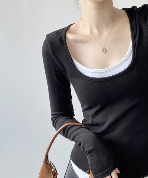 aimoha(アイモハ)の「レイヤード風カットソートップス(Tシャツ/カットソー・レディース・キャメル/ブラック/グレー・LARGE/MEDIUM)」の2枚目の写真