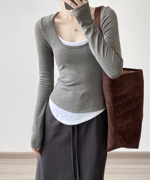 aimoha(アイモハ)の「レイヤード風カットソートップス(Tシャツ/カットソー・レディース・キャメル/ブラック/グレー・LARGE/MEDIUM)」の13枚目の写真