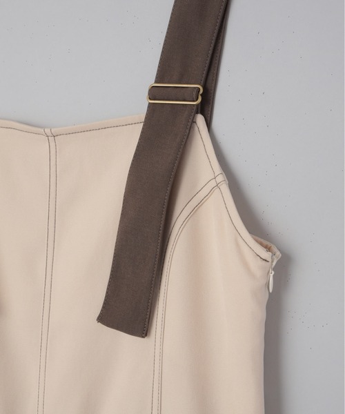 Olu.（オルドット）の「バイカラージャンパースカート（ジャンパースカート・レディース・ベージュ/チャコールグレー・FREE）」の6枚目の写真