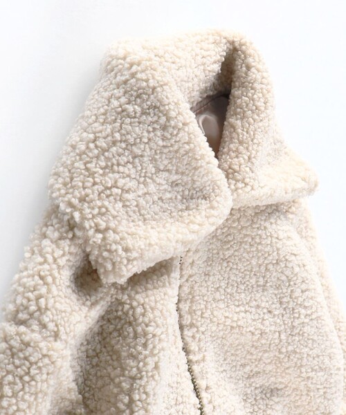 BRANSHES(ブランシェス)の「大きめ衿ボアジャケット(ブルゾン・キッズ・ブラウン/ピンクベージュ・90/140/120/100/110/130/150)」の6枚目の写真