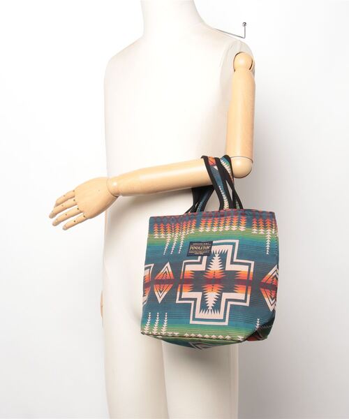 PENDLETON(ペンドルトン)の「PENDLETON/ペンドルトン New Print Lunch Bag/ニュープリントランチバッグ(トートバッグ・レディース・A/B・FREE)」の3枚目の写真