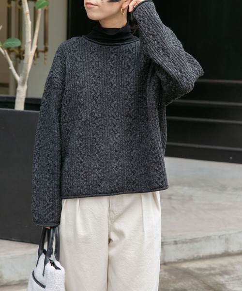 FORK&SPOON（フォークアンドスプーン）の「FORK&SPOON　ミニケーブルニットプルオーバー（ニット/セーター・レディース・ライトベージュ/ライトグレー/チャコールグレー・1）」の9枚目の写真