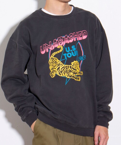 GLOSTER（グロスター）の「【GLOSTER/グロスター】ANIMAL ピグメント加工 クルーネック プリントスウェット（スウェット・メンズ・ブラック系その他2/ブラック系その他/ブラック系その他3・L/M/XL）」の3枚目の写真