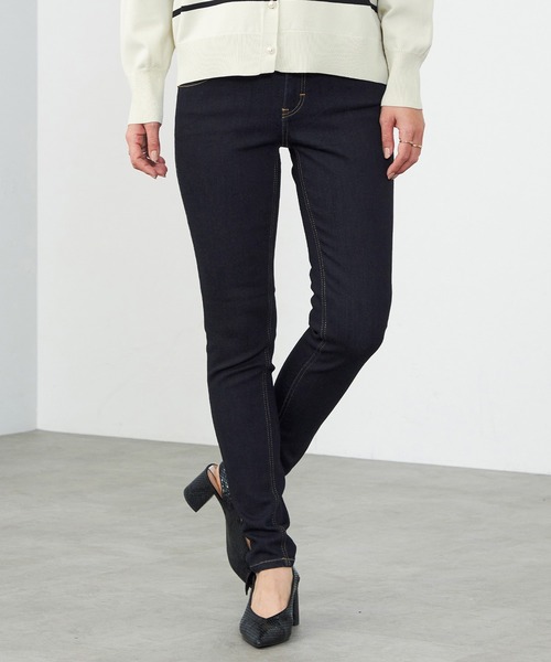C17（シーセブンティーン）の「C17 タイトスキニーデニムパンツ（デニムパンツ・レディース・ライトインディゴブルー/ブラック/ダークインディゴブルー/インディゴブルー・25/30/28/26/29/27）」の22枚目の写真