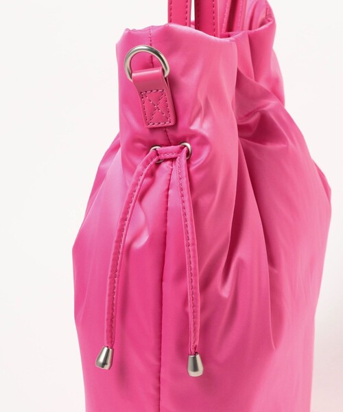 Ray BEAMS（レイビームス）の「Ray BEAMS / パディッド トート バッグ（トートバッグ・レディース・オリーブ/レッド系その他・ONE SIZE）」の11枚目の写真