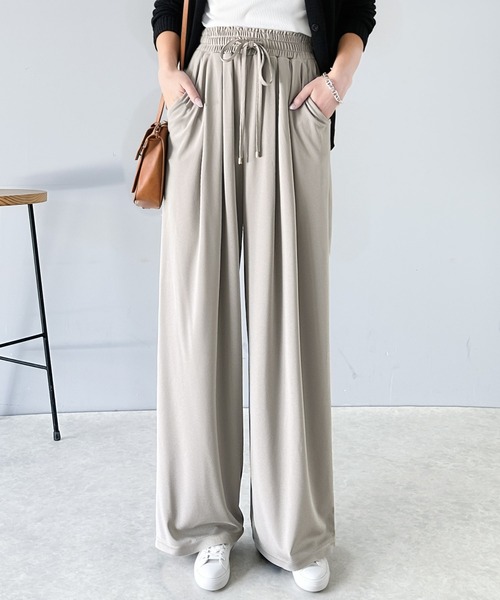 セール】【防シワ機能付き】ロングシーズン活躍！ルックスも機能性も