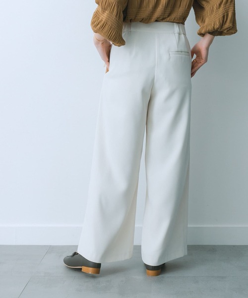 HEYUMM（ヘユム）の「フラップポケットワイドパンツ（その他パンツ・レディース・チャコールグレー/アイボリー/ライトベージュ・MEDIUM/SMALL）」の10枚目の写真