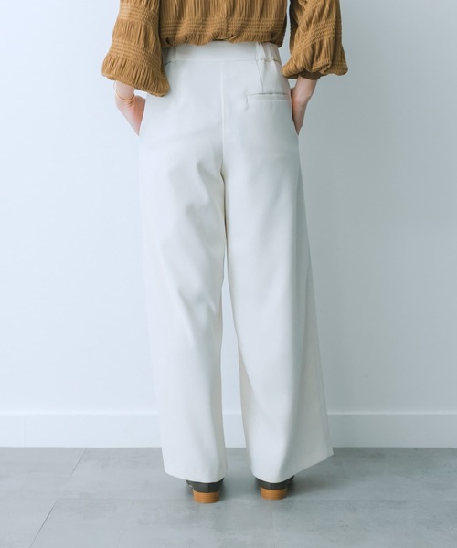 HEYUMM（ヘユム）の「フラップポケットワイドパンツ（その他パンツ・レディース・チャコールグレー/アイボリー/ライトベージュ・MEDIUM/SMALL）」の11枚目の写真