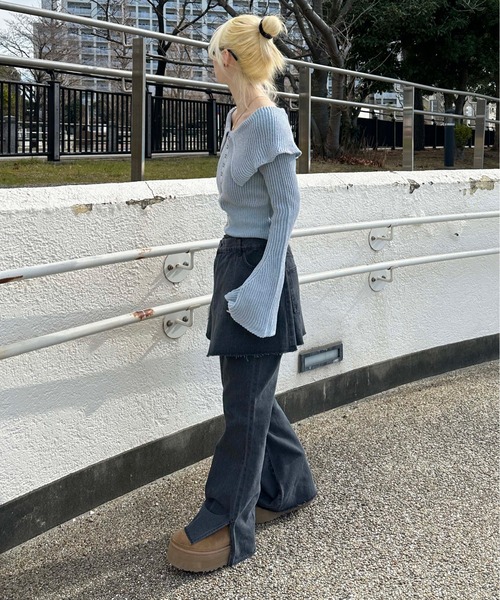 sedacle girl（セダクルガール）の「フロントホック配色オフショルニット（ニット/セーター・レディース・ブラック/ブルー・FREE）」の13枚目の写真