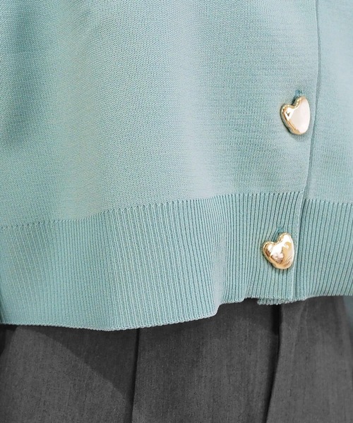 tiptop(ティップトップ)の「ハートボタン2wayショートカーディガン(カーディガン/ボレロ・レディース・サックスブルー/ブラック/アイボリー/ブラック系その他・FREE)」の10枚目の写真