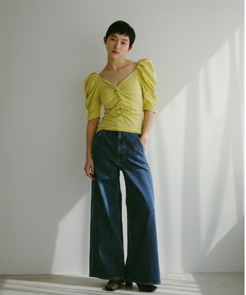 CASA FLINE(カーサフライン)の「【YANUK】別注フレアデニム(デニムパンツ・レディース・インディゴブルー/ブルー・2/0/1)」の14枚目の写真