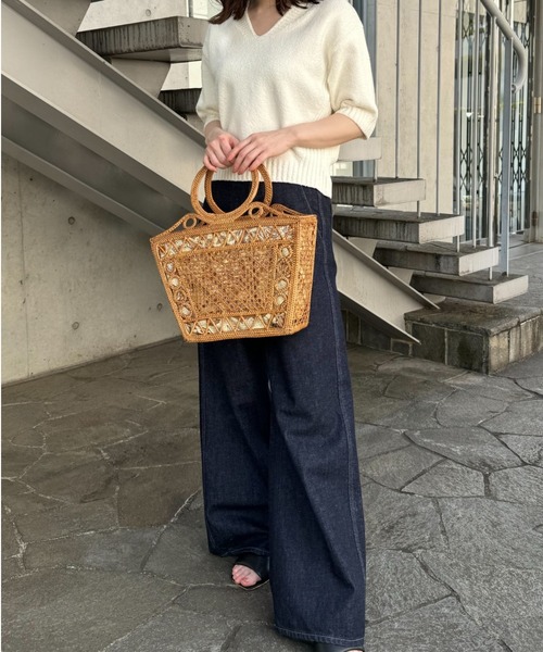 CASA FLINE(カーサフライン)の「【YANUK】別注フレアデニム(デニムパンツ・レディース・インディゴブルー/ブルー・2/0/1)」の11枚目の写真