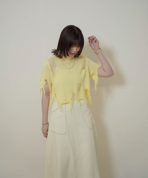 mimi toujours（ミミトゥジュール）の「ショート丈 ダメージ ニット トップス mimi toujours×itsPeachi（ニット/セーター・レディース・イエロー/ライトブルー/ホワイト・M）」の8枚目の写真